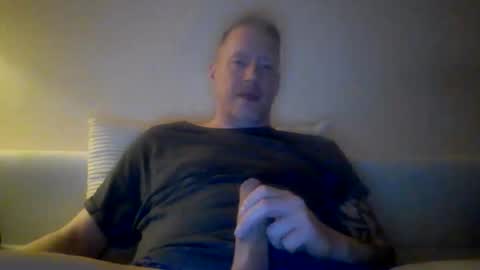 Snapshot of olavdelux chatting on 04/09/26, 11:21 olavdelux online show from 04/09/26, 11:21