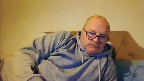 Snapshot of old_fkr chatting on 01/23/25, 05:42 old_fkr online show from 01/23/25, 05:42