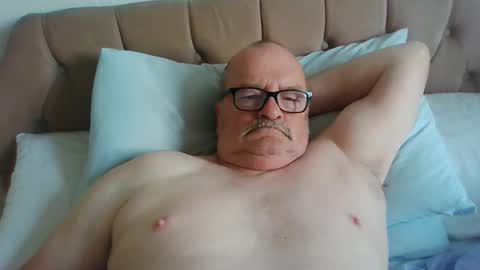 old_fkrr_ online show from 10/06/25, 08:34