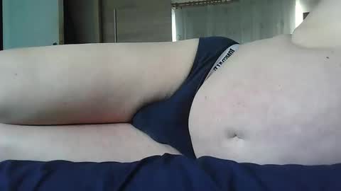 Snapshot of oldbisubmale chatting on 03/04/25, 05:03 bisubmale online show from 03/04/25, 05:03