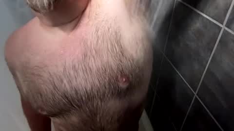 Snapshot of oldbones2 chatting on 10/06/25, 12:52 oldbones2 online show from 10/06/25, 12:52