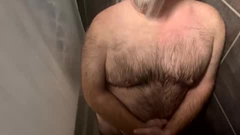 Snapshot of oldbones2 chatting on 10/27/25, 12:04 oldbones2 online show from 10/27/25, 12:04