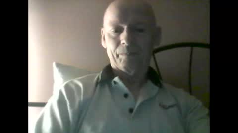 oldbuthorny62 online show from 01/18/25, 12:04