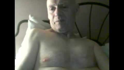 oldbuthorny62 online show from 01/24/25, 06:03