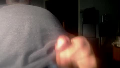 Snapshot of oldergentlemen54 chatting on 01/19/25, 05:37 Michael online show from 01/19/25, 05:37
