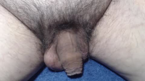 Snapshot of oldermale4you chatting on 01/15/25, 02:17 oldermale4you online show from 01/15/25, 02:17