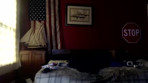 Snapshot of oldfuckus chatting on 10/26/25, 02:45 oldfuckus online show from 10/26/25, 02:45