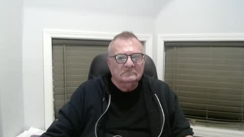 oldguybigd online show from 11/18/25, 01:44