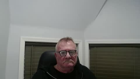 oldguybigd online show from 12/01/25, 07:13