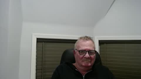 oldguybigd online show from 01/10/26, 06:37