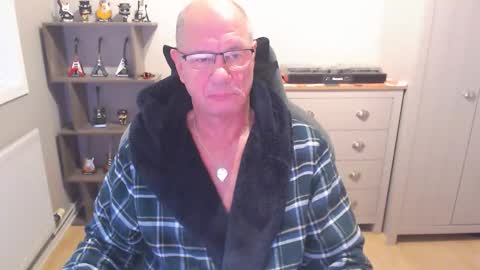 oldveteranuk online show from 09/10/25, 05:29