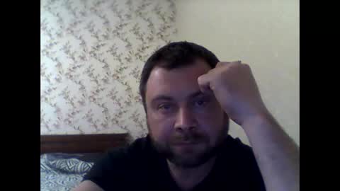 Snapshot of olegvvvvv chatting on 02/07/25, 11:55 olegvvvvv online show from 02/07/25, 11:55