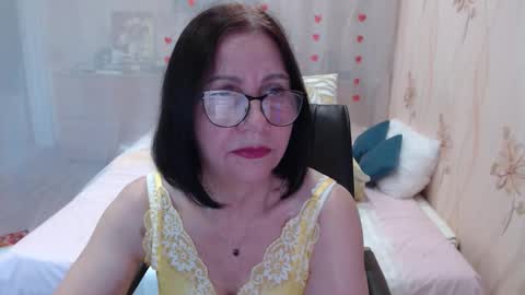 Snapshot of olgahottie chatting on 11/20/25, 12:00 OlgaHottie online show from 11/20/25, 12:00