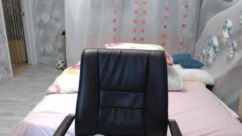 OlgaHottie online show from 04/25/26, 11:57