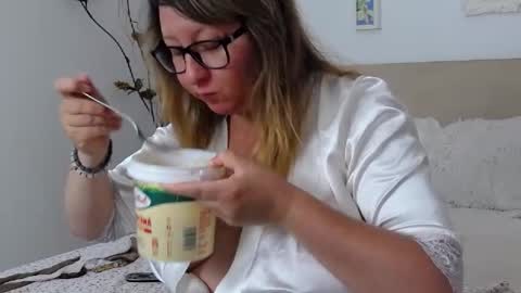 Olga Pavlova online show from 07/11/26, 12:08