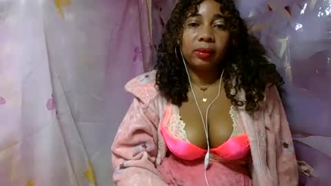 olinaa online show from 06/22/26, 03:36