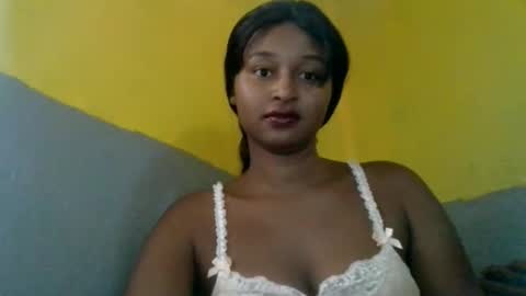olinah610 online show from 02/27/26, 07:52