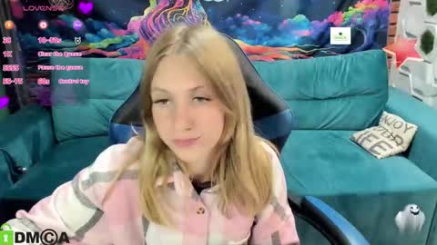 Olisa fox online show from 09/29/25, 08:02