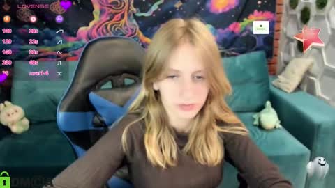 Olisa fox online show from 10/12/25, 07:13