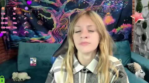 Olisa fox online show from 10/22/25, 08:30