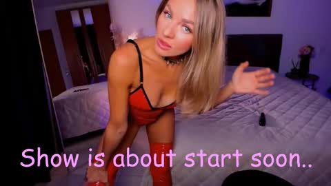 oliva_candy online show from 12/20/25, 09:22