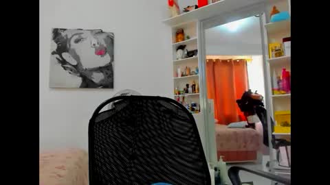 olivahot30 online show from 12/11/24, 04:09