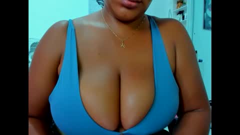 olivahot30 online show from 02/10/25, 09:15