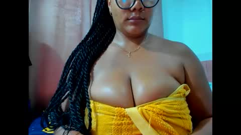 olivahot30 online show from 02/15/25, 09:59