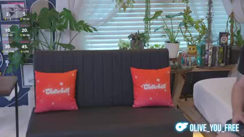 Olive online show from 05/12/26, 01:25