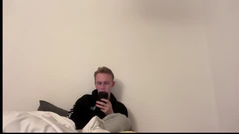 Oliver and Thomas online show from 10/14/25, 06:42