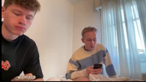 Oliver and Thomas online show from 10/15/25, 04:18