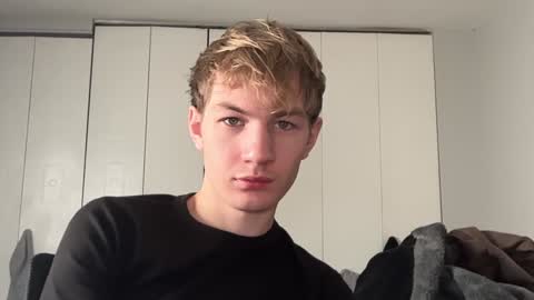 Oliver Beck online show from 12/17/24, 07:37