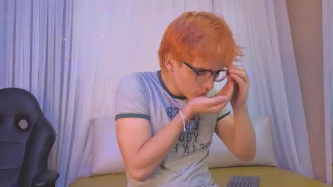 oliver_big19 online show from 09/15/25, 11:43