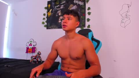 Oliver bray online show from 01/05/25, 04:16