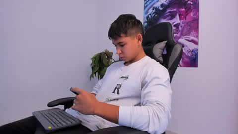 Oliver bray online show from 02/04/25, 02:53