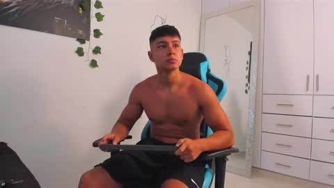 Oliver bray online show from 02/18/25, 06:58