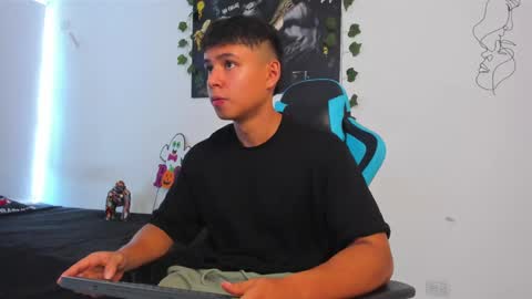 Oliver bray online show from 02/23/25, 05:50