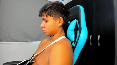 Oliver bray online show from 10/09/25, 05:55