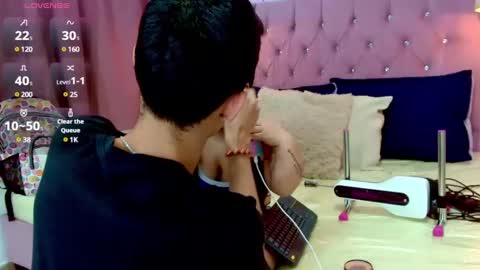 Snapshot of oliver_king_sex chatting on 12/06/24, 01:51 Oliver Smith online show from 12/06/24, 01:51
