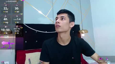 Snapshot of oliver_king_sex chatting on 01/03/25, 04:37 Oliver Smith online show from 01/03/25, 04:37