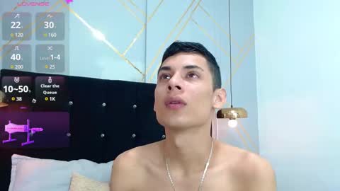 Snapshot of oliver_king_sex chatting on 01/23/25, 03:11 Oliver Smith online show from 01/23/25, 03:11