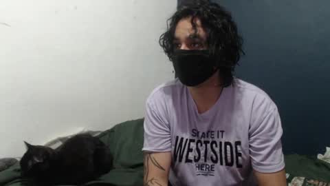 oliver_laid_2023 online show from 12/04/24, 08:18