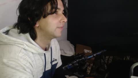 oliver_laid_2023 online show from 12/15/24, 12:18