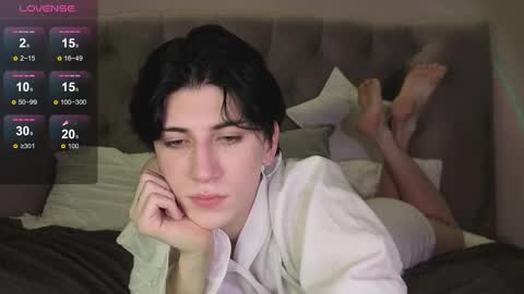 Snapshot of oliver_star_boy chatting on 02/20/26, 05:46 oliver online show from 02/20/26, 05:46