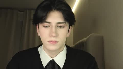 Snapshot of oliver_star_boy chatting on 02/28/26, 05:03 oliver online show from 02/28/26, 05:03