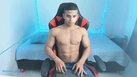 Snapshot of oliver_thompsson chatting on 04/17/26, 02:25 oliver thompsson online show from 04/17/26, 02:25