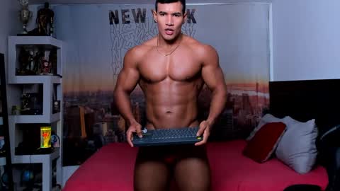 Snapshot of oliver_tommy chatting on 10/13/25, 01:55 oliver_tommy online show from 10/13/25, 01:55