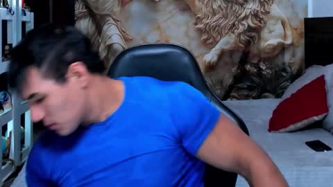 Snapshot of oliver_tommy chatting on 11/04/25, 01:43 oliver_tommy online show from 11/04/25, 01:43