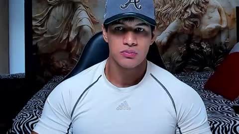 Snapshot of oliver_tommy chatting on 11/26/25, 12:50 oliver_tommy online show from 11/26/25, 12:50