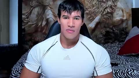 Snapshot of oliver_tommy chatting on 11/28/25, 12:08 oliver_tommy online show from 11/28/25, 12:08